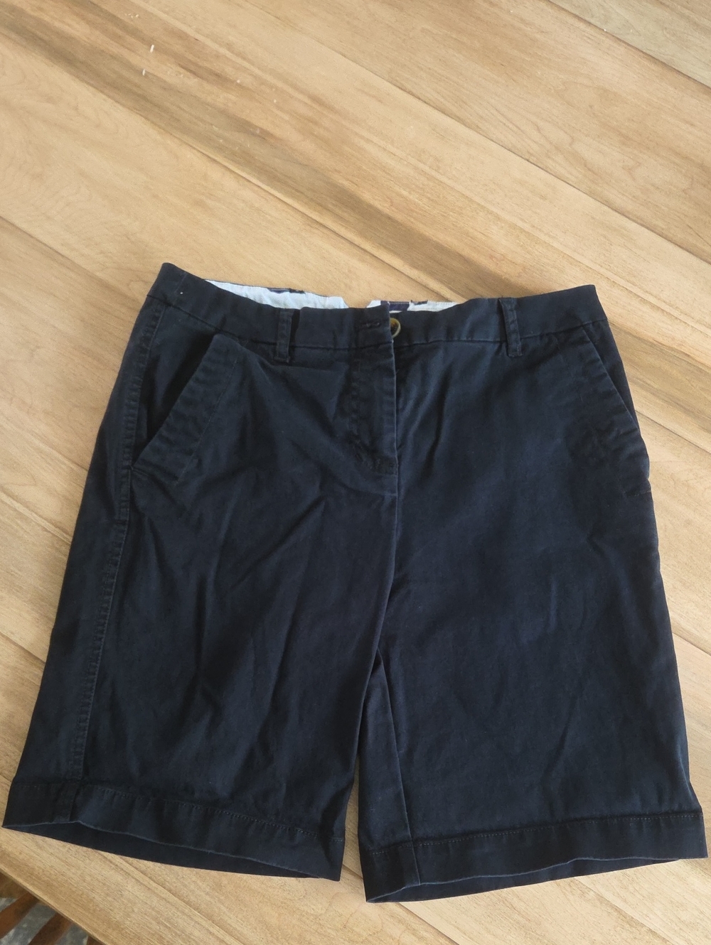 Womens Boden Black 9 " Inseam Size 4 Shorts